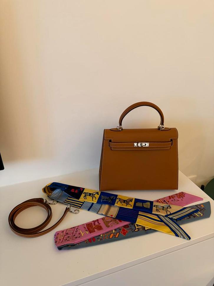 Prachtige Hermes , Kelly look-a-like tas, Sieraden, Tassen en Uiterlijk, Tassen | Damestassen, Nieuw, Handtas, Overige kleuren