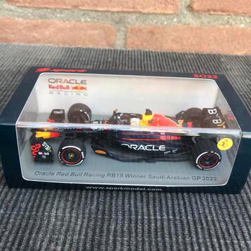 1:43 SPARK F1 RB18 #1 MAX VERSTAPPEN 2022 ……. NÚ 25,- !! beschikbaar voor biedingen