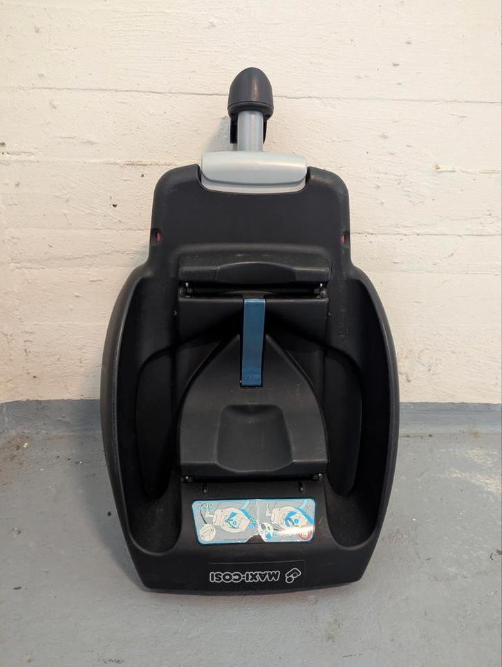 Maxi Cosi EasyBase 2 - Autostoel Basis, Kinderen en Baby's, Autostoeltjes, Gebruikt, Maxi-Cosi, 9 t/m 18 kg, Autogordel, Ophalen