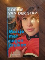 Sophie van der Stap - Meisje met negen pruiken, Ophalen, Zo goed als nieuw, Sophie van der Stap, Nederland