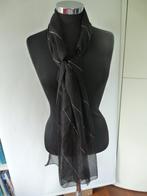 Zwart met zilverdraad sjaal omslagdoek, Kleding | Dames, Mutsen, Sjaals en Handschoenen, Ophalen of Verzenden, Zo goed als nieuw