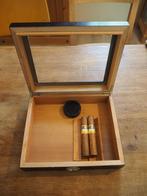 Houten humidor met twee cohiba's, Verzamelen, Ophalen of Verzenden, Gebruikt, Overige typen