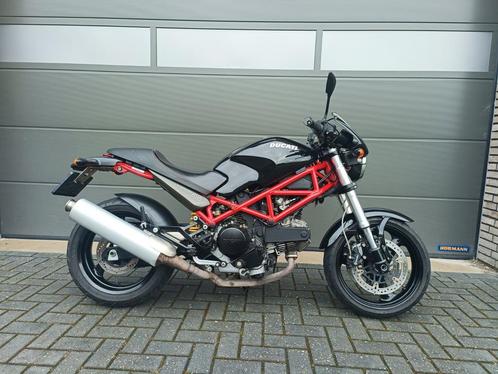 Ducati Monster 695 Dark, Motoren, Motoren | Ducati, Particulier, Naked bike, meer dan 35 kW, 2 cilinders, Motorrijbewijs A, Handvatverwarming