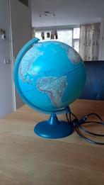 Wereldbol met verlichting - Globe - ophalen, Huis en Inrichting, Woonaccessoires | Wereldbollen, Ophalen, Verlicht, Zo goed als nieuw