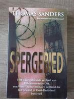 Spergebied - Thomas Sanders, Elitekt, Ophalen of Verzenden, Gelezen, Thomas Sanders