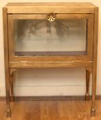 Gouden, patiné theekastje, vitrinekastje, antieke knop, 150 tot 200 cm, 25 tot 50 cm, 50 tot 100 cm, Ophalen of Verzenden