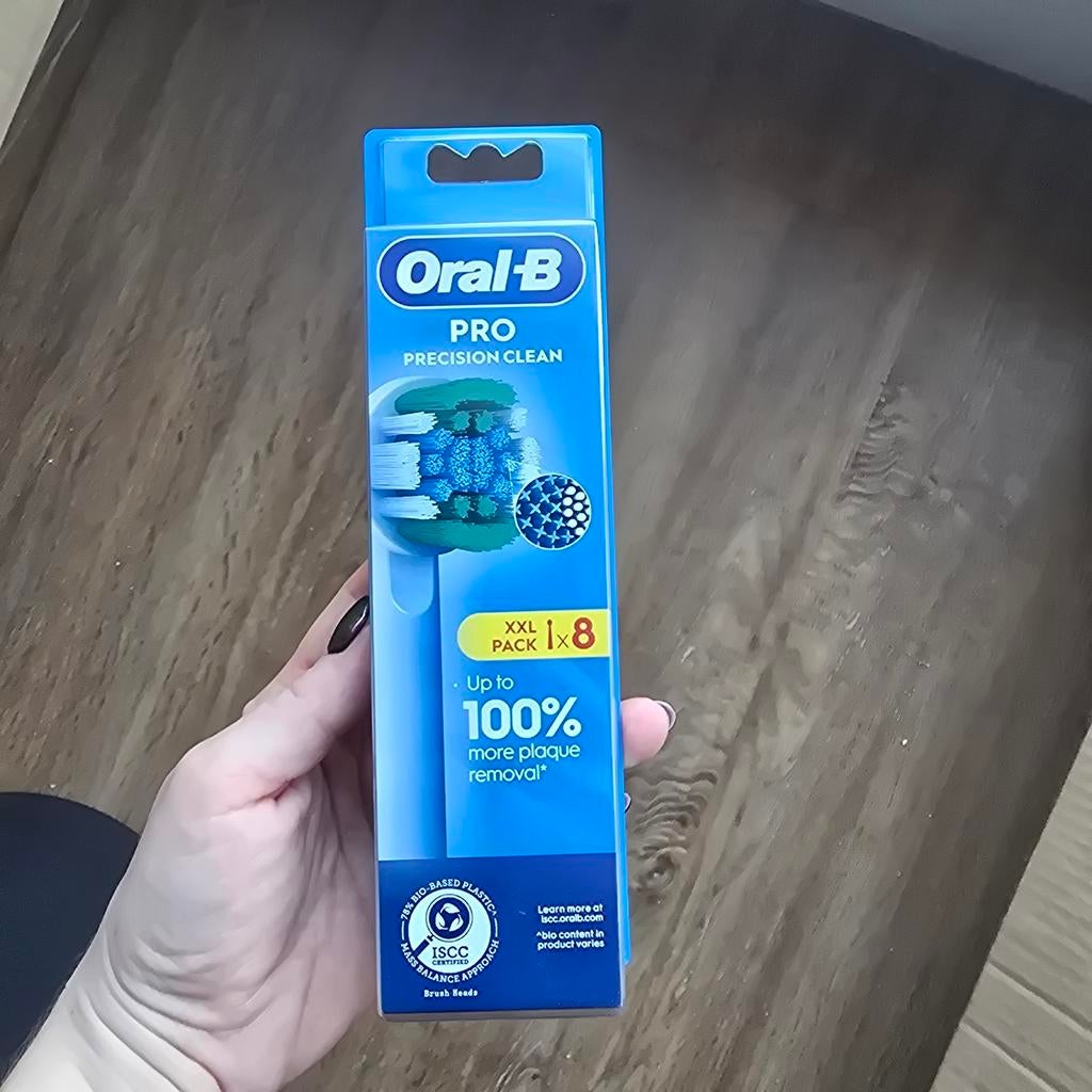 Oral-B Pro Precision Clean Opzetborstels - 8 stuks, Ophalen of Verzenden, Nieuw, Opzetborstel
