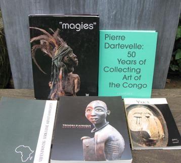 BOEKEN AFRIKAANSE KUNST 5 IN 1 KOOP beschikbaar voor biedingen