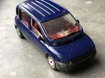 Majorette - FIAT Mutipla (1998 - 1999) 1:43 - lengte 9,5cm, Hobby en Vrije tijd, Modelauto's | 1:43, Ophalen of Verzenden, Zo goed als nieuw