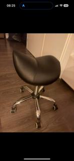 Salon kruk, Ophalen, Zo goed als nieuw, Hout