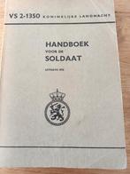 Handboek Soldaat 1976, Handboek voor de soldaat, Legerspul, Verzamelen, Militaria | Algemeen, Ophalen of Verzenden, Landmacht