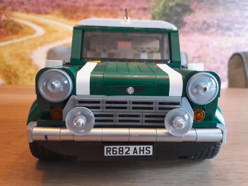 Lego Creator Mini Cooper 10242.  beschikbaar voor biedingen