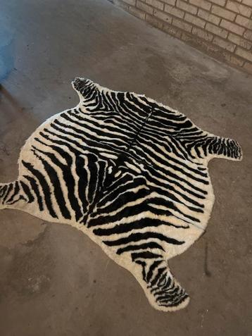 Zebra Tapijt - Eyecatcher voor je interieur! beschikbaar voor biedingen