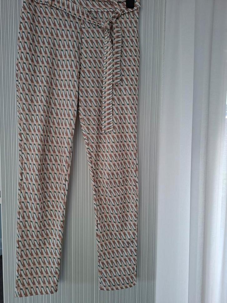 Soepel dragende broek / tregging( S), Kleding | Dames, Broeken en Pantalons, Zo goed als nieuw, Maat 36 (S), Ophalen of Verzenden