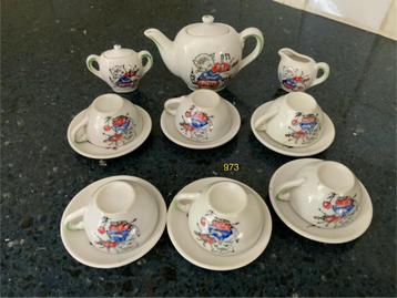 miniatures tea set with creamer set beschikbaar voor biedingen