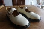 Dr Martens witte lak schoenen maat 42, Schoenen met lage hakken, Wit, Ophalen of Verzenden, Dr. Martens
