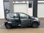 Peugeot 107 1.0 Active 5Drs Airco NAP LM, Auto's, Peugeot, Voorwielaandrijving, Euro 5, Gebruikt, 4 stoelen