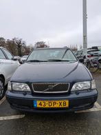 Volvo V70 classic 2.4 140PK AUT 1999 Blauw (7 zitter), Beige, Blauw, Stationwagon, 2435 cc