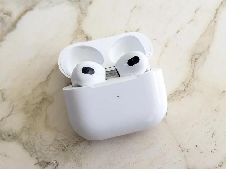 Apple AirPods (3e generatie) - Nieuw!, Audio, Tv en Foto, Koptelefoons, Nieuw, Draadloos, Ophalen of Verzenden