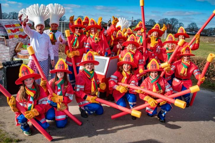 Loopgroep Carnaval Brandweer, Kinderen en Baby's, Carnavalskleding en Verkleedspullen, Ophalen