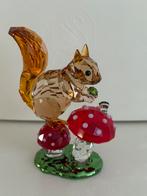 Swarovski eekhoorn op paddestoelen, Ophalen of Verzenden, Zo goed als nieuw, Figuurtje