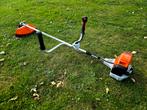 Zeer nette Stihl FS 111 bosmaaier | 4-Mix | Draadkop FS111, Stihl FS 111 4-Mix professionele bosmaaier met draadbol, Zo goed als nieuw