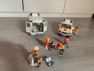 Complete ambulance set Playmobil beschikbaar voor biedingen