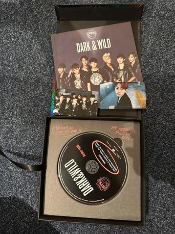 BTS Dark & Wild met photocard (COMPLEET)