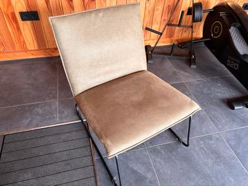 Olijfgroene Fauteuil Cooper met Metalen Onderstel beschikbaar voor biedingen