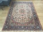 Carpet 240 x160, Ophalen, 200 cm of meer, Zo goed als nieuw, 200 cm of meer