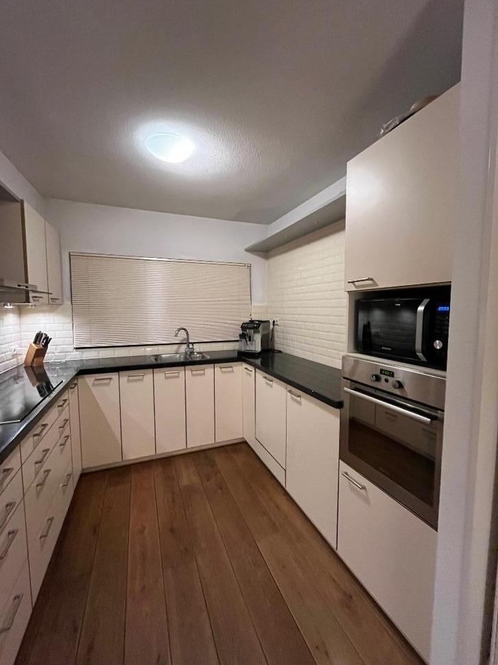Keuken, Huis en Inrichting, Keuken | Complete keukens, Gebruikt, U-keuken, Crème, Composiet, Ophalen