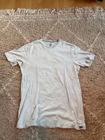 Volcom T-shirt Lichtblauw Maat L beschikbaar voor biedingen