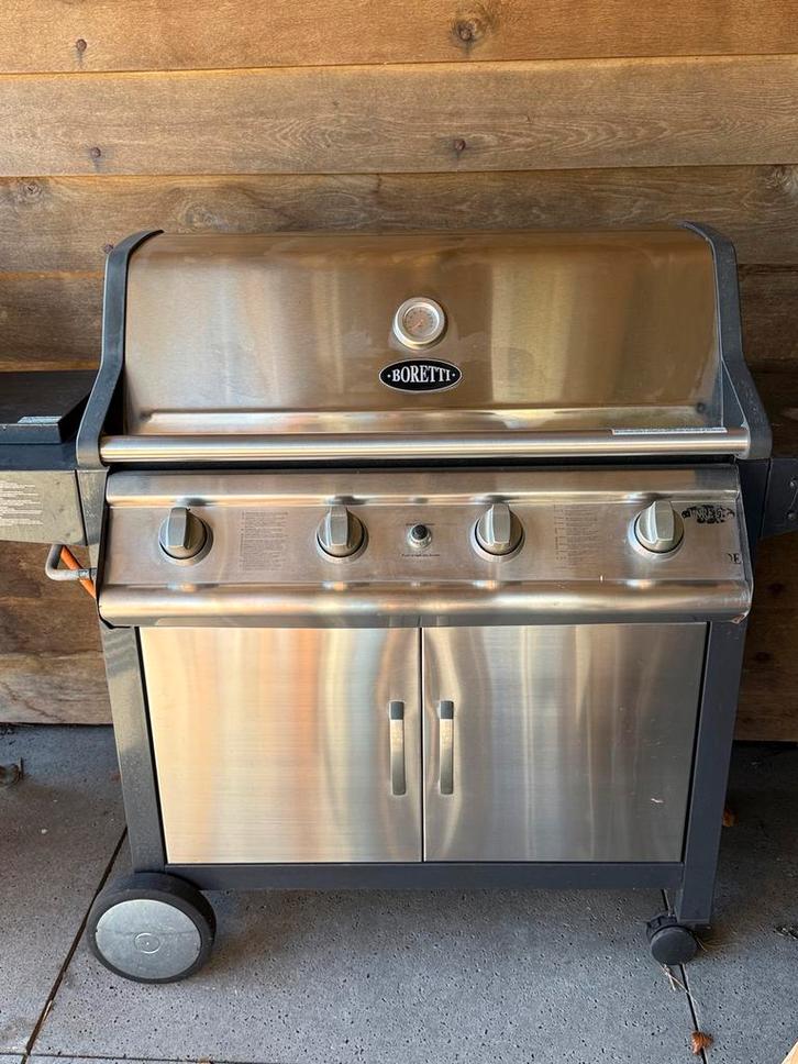Boretti Grande Mezzo Gasbarbecue met 4 Pitten en Zijbrander, Tuin en Terras, Gasbarbecues, Gebruikt, Ophalen