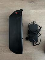 V8 Accu met Oplader - Fiets accu, Ophalen, Gebruikt