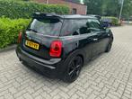 MINI Mini 1.2 One john cooper works xenon, navi, cruise, sto, Auto's, Mini, Voorwielaandrijving, Stof, Gebruikt, 4 stoelen