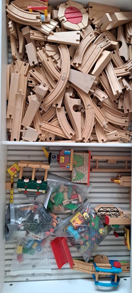 Houten Treinbaan en Blokken, Kinderen en Baby's, Speelgoed | Houten speelgoed, Gebruikt, Rij- of Hobbelspeelgoed, Ophalen