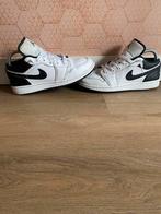 Air Jordan 1 low white black, Overige kleuren, Ophalen of Verzenden, Sneakers of Gympen, Gedragen