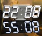 Klok digitaal, Huis en Inrichting, Woonaccessoires | Klokken, Ophalen of Verzenden, Zo goed als nieuw, Digitaal, Staande klok