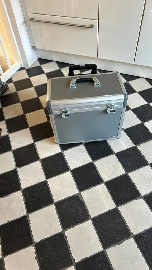 Bussiness Trolley alluminium van hulshof kantoor trolley, Sieraden, Tassen en Uiterlijk, Koffers, Nieuw, Hard kunststof, Minder dan 50 cm