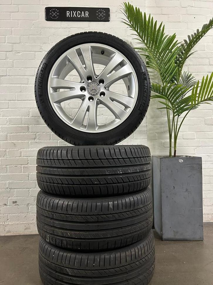 Originele Mercedes velgenset C-Klasse W204 + goede Zomerband, Auto-onderdelen, Banden en Velgen, Banden en Velgen, Zomerbanden