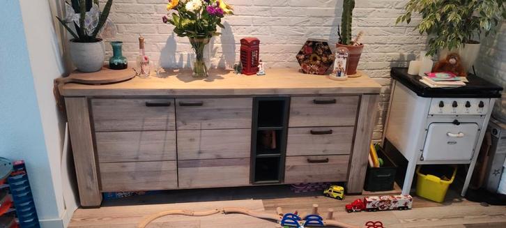 Grey wash meubel set, Huis en Inrichting, Kasten | Dressoirs, Zo goed als nieuw, 25 tot 50 cm, Met lade(s), Met deur(en), Met klep(pen)