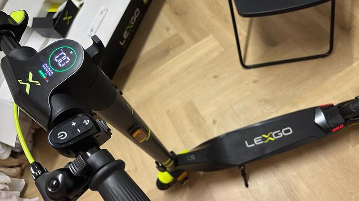 Elektrische Scooter - Lexgo L10, Fietsen en Brommers, Overige Fietsen en Brommers, Zo goed als nieuw, Ophalen