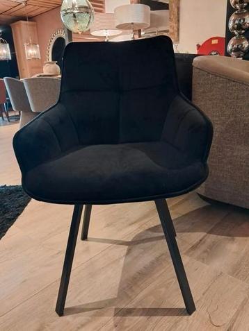 Diverse draai stoelen van €399 voor €130 beschikbaar voor biedingen