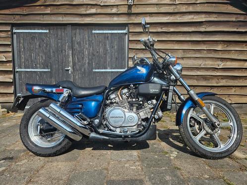 Honda super magna VF700c Supermagna, Motoren, Motoren | Honda, Particulier, Chopper, meer dan 35 kW, 4 cilinders, Ophalen