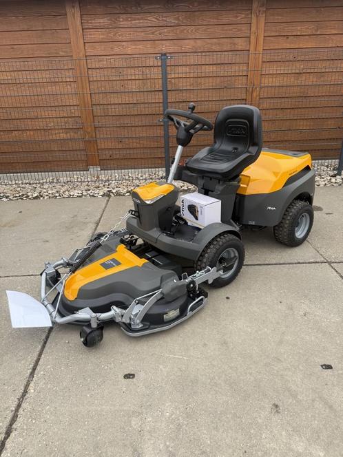 Stiga park 500w showroom machine stuurbekrachtiging, Tuin en Terras, Zitmaaiers, Nieuw, 90 tot 120 cm, Elektrische starter, Mulchfunctie