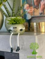 Hand made blije gezicht bloempot met pootjes, Minder dan 60 cm, Rond, Nieuw, Ophalen of Verzenden