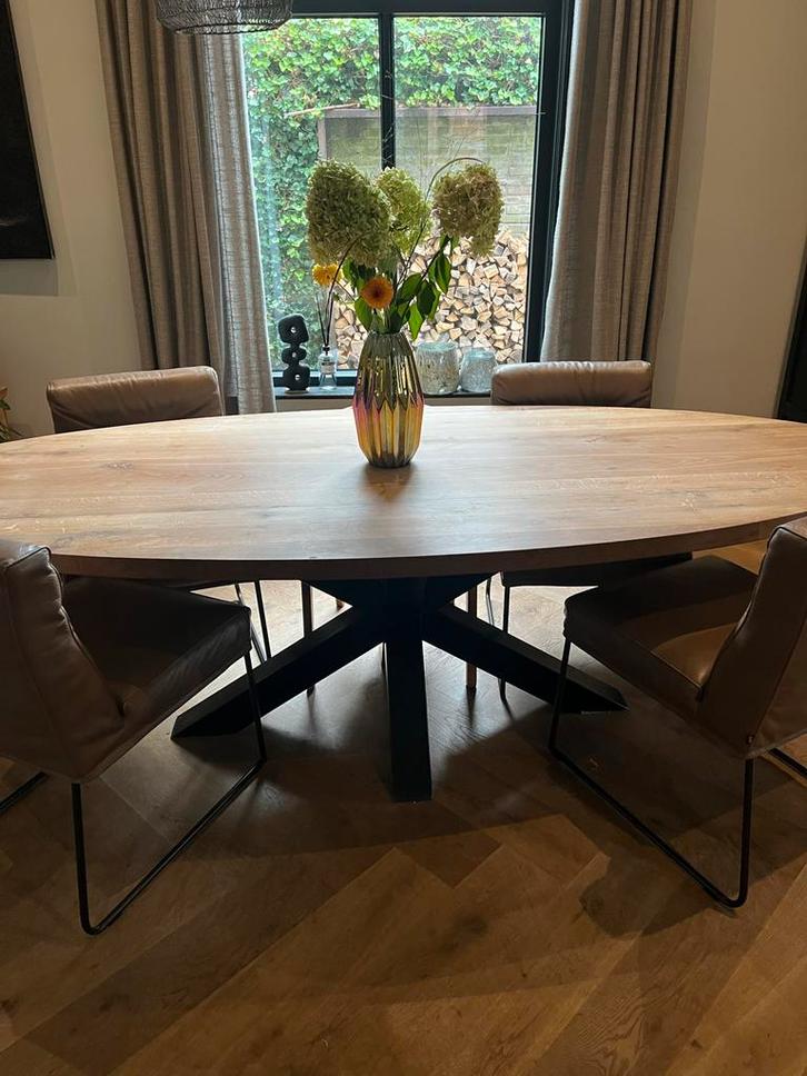 Ovale Eikenhouten Tafel - 255cm, Huis en Inrichting, Tafels | Eettafels, Gebruikt, 100 tot 150 cm, 200 cm of meer, Vijf personen of meer
