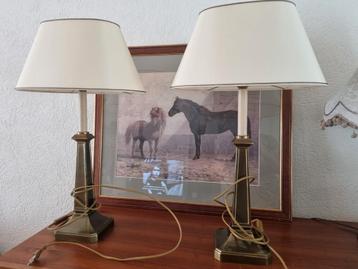 Set van 2 zware messing lampvoeten met originele kap beschikbaar voor biedingen