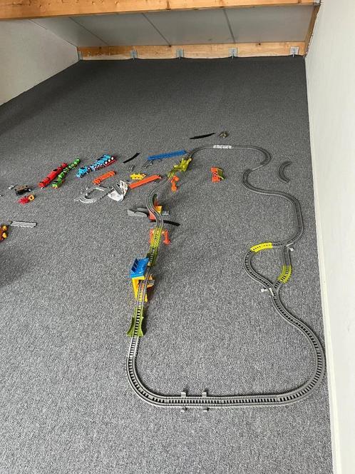 Trackmaster Thomas de trein incl. locomotieven (werkend), Kinderen en Baby's, Speelgoed | Thomas de Trein, Gebruikt, Ophalen