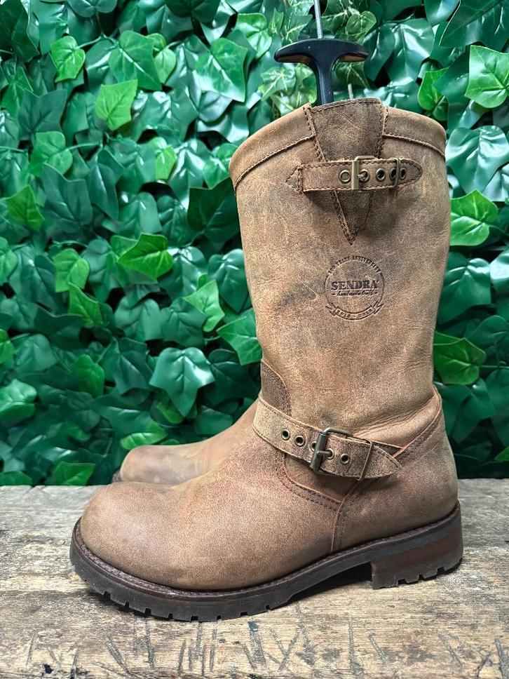 Bijna Nieuwe stoere biker boots van Sendra maat 42, Kleding | Heren, Schoenen, Zo goed als nieuw, Boots, Bruin, Ophalen of Verzenden